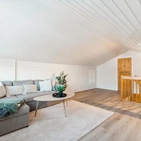 Hus Pa Ovre Fuglenes Hammerfest