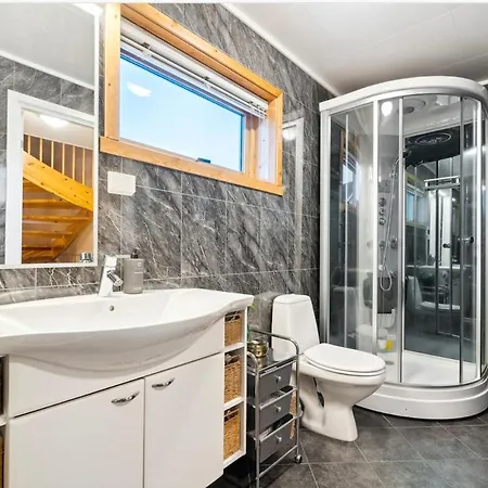 Villa Hus Pa Ovre Fuglenes